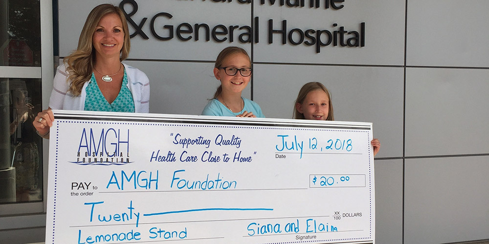 Young Donors Siana and Elaina Stainforth